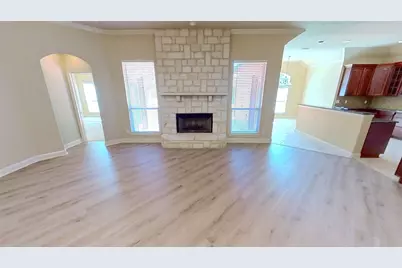 4504 Woodcrest Lane, Mansfield, TX 76063 - Photo 4