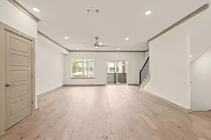 304 Golden Bell Ln, Fort Worth, TX 76107 - Photo 20