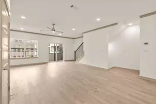 304 Golden Bell Ln, Fort Worth, TX 76107 - Photo 18