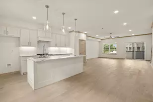 304 Golden Bell Ln, Fort Worth, TX 76107 - Photo 12