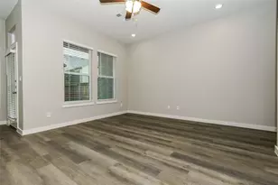 3036 Songbird Ln, Garland, TX 75043 - Photo 10