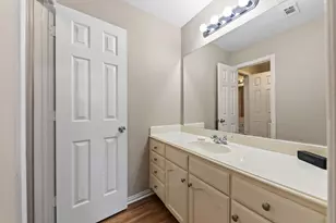 3408 Blue Forest Dr, Arlington, TX 76001 - Photo 22
