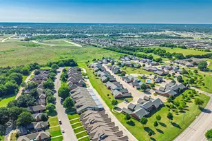 518 Oakridge Dr, Greenville, TX 75402 - Photo 18