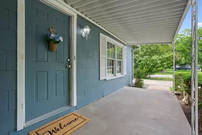 802 Avenue A, Valley Mills, TX 76689 - Photo 6