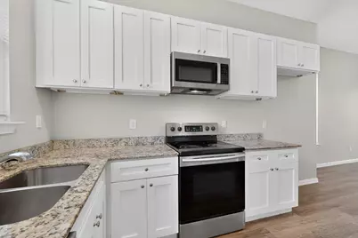 824 E Maddox Avenue, Fort Worth, TX 76104 - Photo 16