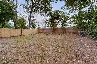 824 E Maddox Avenue, Fort Worth, TX 76104 - Photo 40