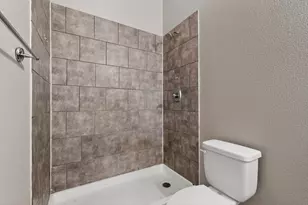 824 E Maddox Ave, Fort Worth, TX 76104 - Photo 24