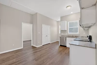 824 E Maddox Avenue, Fort Worth, TX 76104 - Photo 14