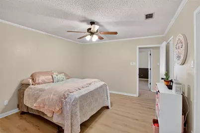 1405 Casa Linda Street, Ennis, TX 75119 - Photo 20