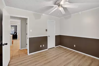 1405 Casa Linda Street, Ennis, TX 75119 - Photo 12