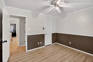 1405 Casa Linda St, Ennis, TX 75119 - Photo 12