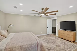 1405 Casa Linda St, Ennis, TX 75119 - Photo 16