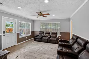 1405 Casa Linda St, Ennis, TX 75119 - Photo 16