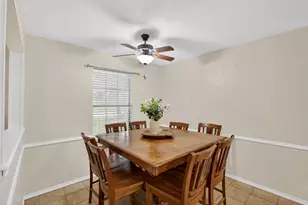1405 Casa Linda St, Ennis, TX 75119 - Photo 6
