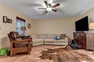 502 E Hughes St, Collinsville, TX 76233 - Photo 10