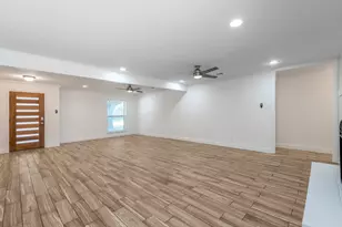 13147 Rosser Rd, Farmers Branch, TX 75244 - Photo 24