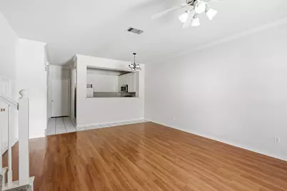 121 Wildwood Court #200, Grapevine, TX 76051 - Photo 10