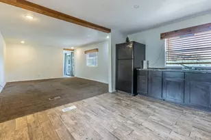 512 River Park Rd, McGregor, TX 76657 - Photo 8