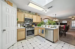 309 Familia Ct, Irving, TX 75061 - Photo 6