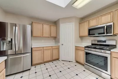 309 Familia Court, Irving, TX 75061 - Photo 10
