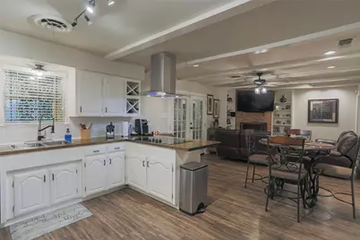 7101 Jewell Avenue, Fort Worth, TX 76112 - Photo 8