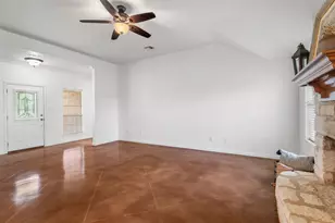 1007 Morning Star Cir, China Spring, TX 76633 - Photo 8