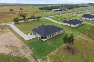 8800 Prather Rd, Springtown, TX 76082 - Photo 40