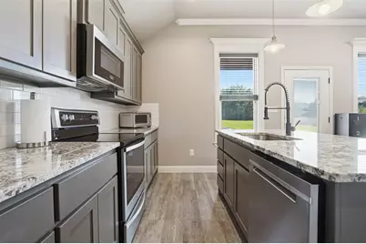 5007 Terlingua Drive, Granbury, TX 76048 - Photo 16