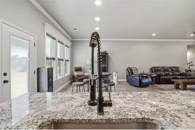 5007 Terlingua Drive, Granbury, TX 76048 - Photo 14