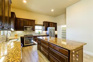 878 Hatton Sumner Pl, Arlington, TX 76005 - Photo 4