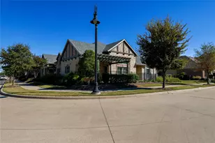 878 Hatton Sumner Pl, Arlington, TX 76005 - Photo 2