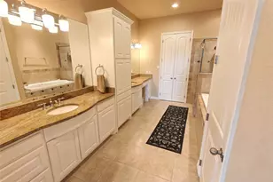 2541 Vineyard Dr, Granbury, TX 76048 - Photo 18