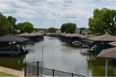 2541 Vineyard Drive, Granbury, TX 76048 - Photo 38