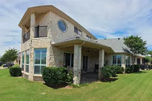 2541 Vineyard Dr, Granbury, TX 76048 - Photo 6