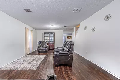 3016 Cesareo Drive, Grand Prairie, TX 75052 - Photo 6