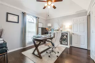 2731 Vela, Grand Prairie, TX 75054 - Photo 4