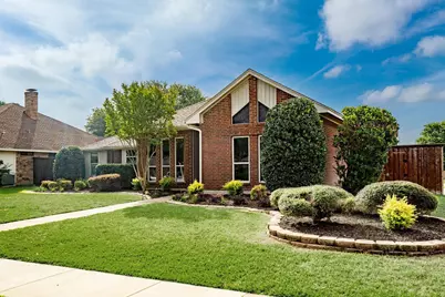 1902 Lansdown Drive, Carrollton, TX 75010 - Photo 2