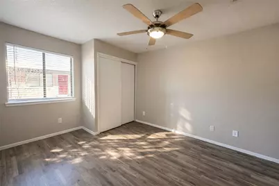 1122 Millview Drive #2004, Arlington, TX 76012 - Photo 8