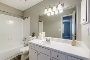 1122 Millview Dr, Arlington, TX 76012 - Photo 6