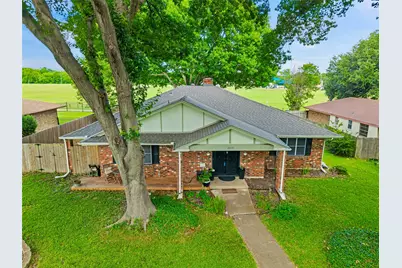 1012 Townsend Lane, DeSoto, TX 75115 - Photo 1