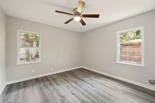 1305 W Lavender Ln, Arlington, TX 76013 - Photo 22