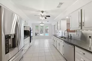2512 Timbercreek Dr, Plano, TX 75075 - Photo 10