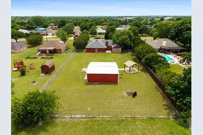 303 Anita Lane, Waxahachie, TX 75165 - Photo 32