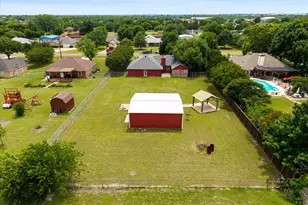 303 Anita Ln, Waxahachie, TX 75165 - Photo 32
