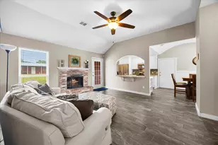 303 Anita Ln, Waxahachie, TX 75165 - Photo 6
