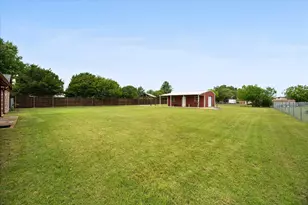 303 Anita Ln, Waxahachie, TX 75165 - Photo 24