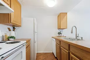 2702 Douglas Ave, Dallas, TX 75219 - Photo 4