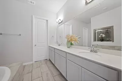 2502 Westbank Trail, Garland, TX 75042 - Photo 18