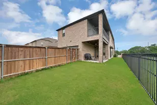 2502 Westbank Trl, Garland, TX 75042 - Photo 34