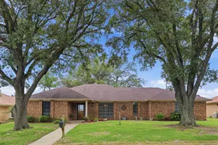121 Hollie Cir, Sulphur Springs, TX 75482 - Photo 1